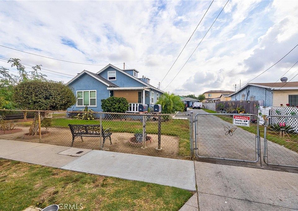 1st image of 2456 Adelia Ave