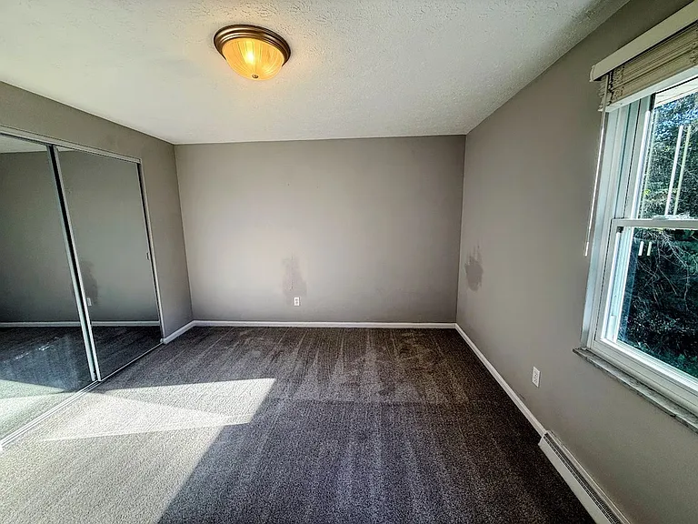 5224 S Main St — Photo 10