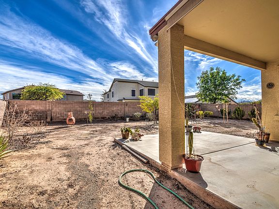 5th image of 671 W Dexter Way