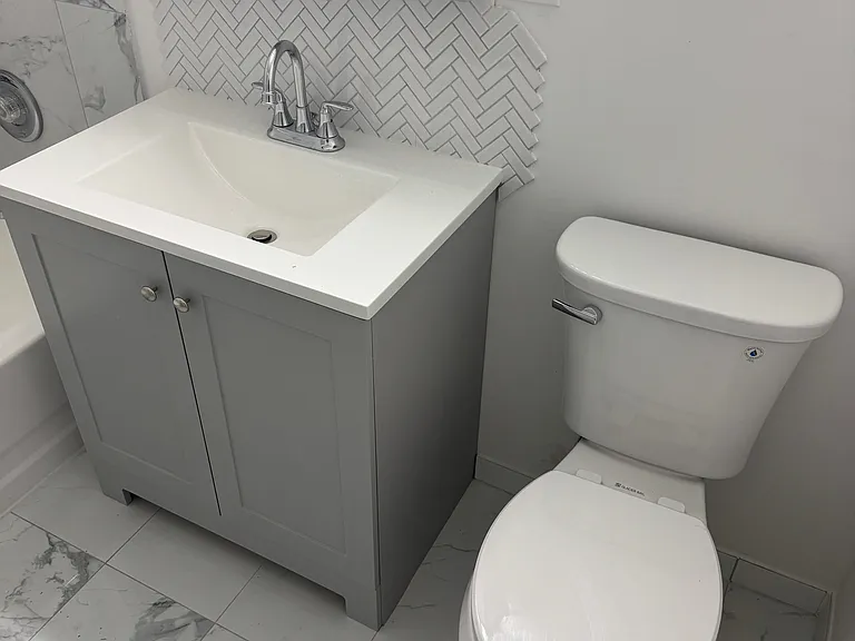251 E Rimini Ct #3B — Photo 2