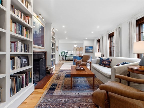 4th image of 61 Huntington Rd