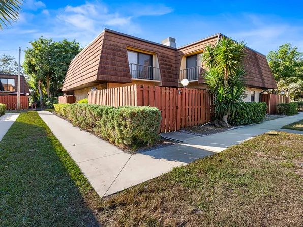 1402 Nebraska Avenue #13, Fort Pierce, FL 34950