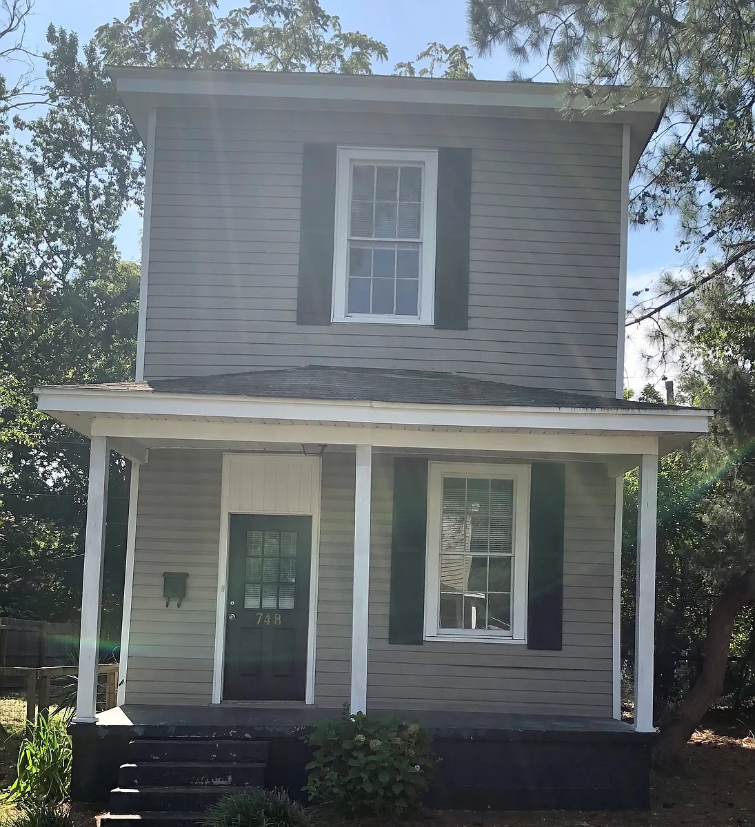 Building Photo - 748 Maryland St