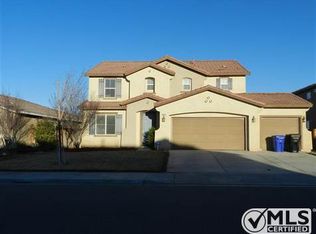 14781 Coachman Rd, Victorville, CA 92394