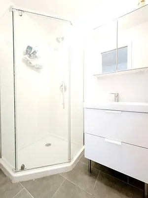 Rented by Brooklyn Property Group LLC | media 9