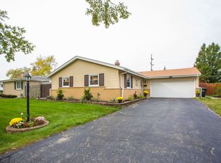 932 Timothy Ln, Des Plaines, IL