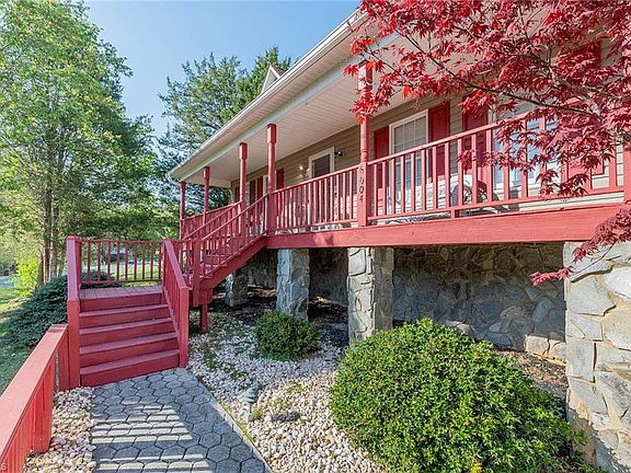 4th image of 6004 Stone Bluff Dr