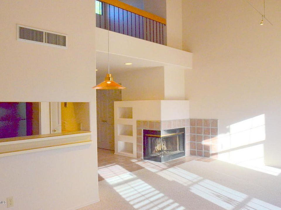 1st image of 5313 N Calle Del Rocio