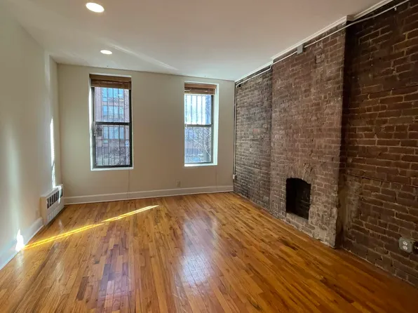 451 Bergen Street image 1 of 11