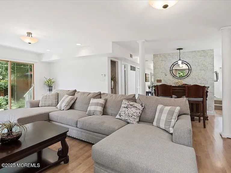 552 Prospect Ave — Photo 11