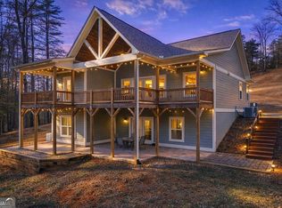 457 Celie Ann Seabolt Rd, Cleveland, GA 30528