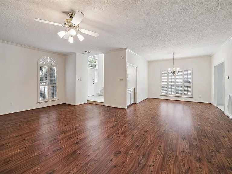 2125 Bering Dr #2125 — Photo 7