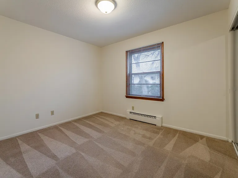 9106 Nicollet — Photo 13