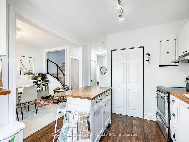 144 Bold St #UPPER — Photo 11