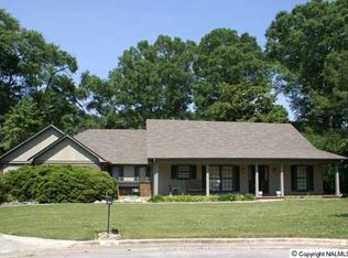 1602 Kenwood Ct SE, Decatur, AL 35601