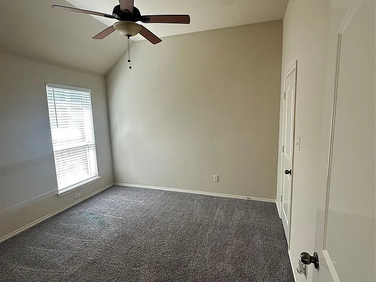 21823 Juniper Wood Ln — Photo 11