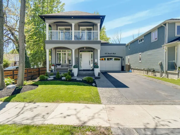 958 Beach Blvd, Hamilton, ON L8H 6Z4