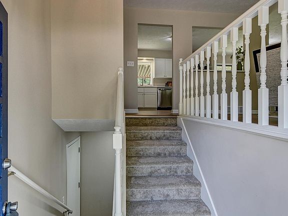 5th image of 5229 Hascall St