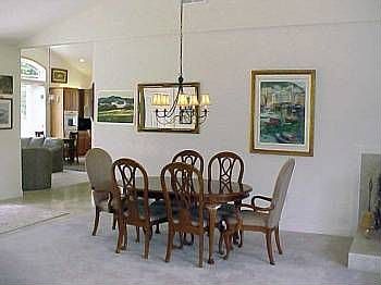 4th image of 185 Hughs Way
