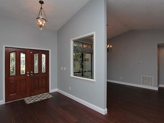 2nd image of 10802 Buckskin Pl
