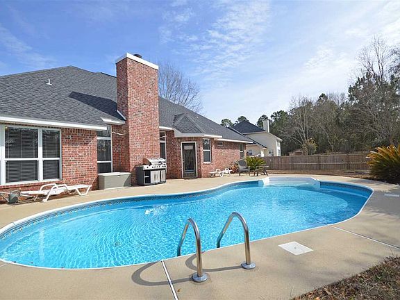 2nd image of 5317 Sussex Ln