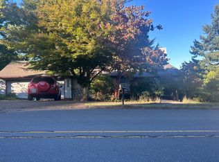 6578 Artemis Ln, West Linn, OR 97068