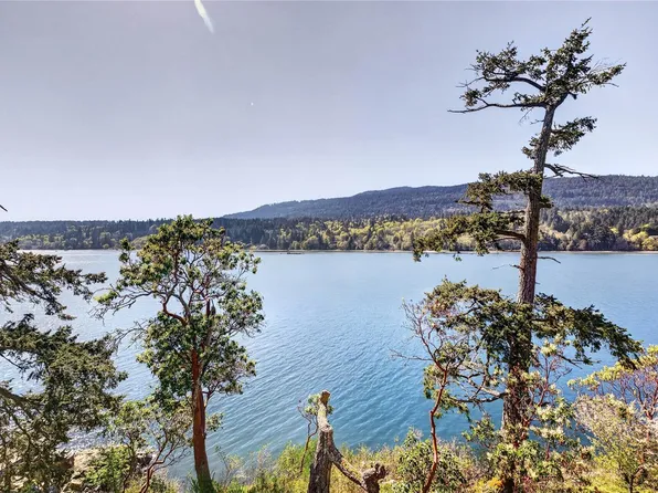 117 Morningside Rd, Saltspring Island, BC V8K 1X1