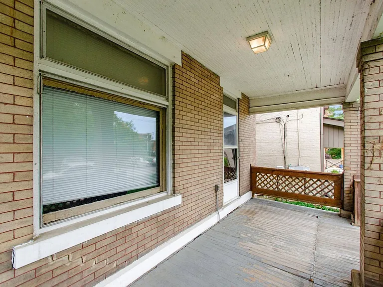49 Euclid Ave — Photo 16
