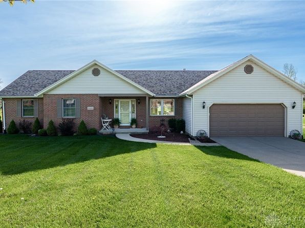 5335 Greg Dr, Saint Paris, OH 43072