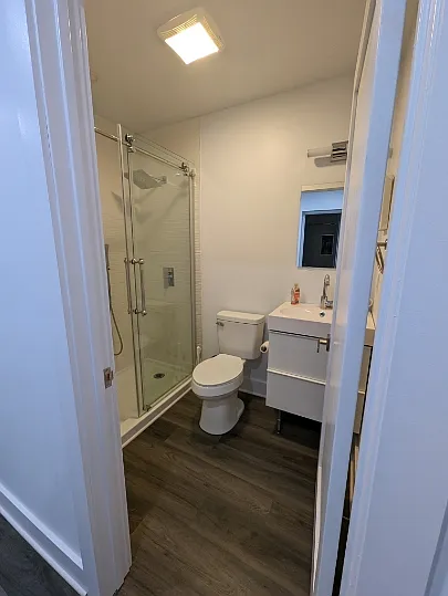 646 Morewood Ave #C — Photo 16
