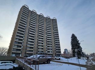 10883 Saskatchewan Dr NW #502, Edmonton, AB T6E4S6