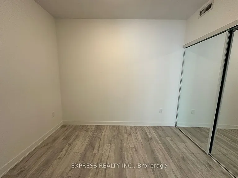100 Dalhousie St #4811 — Photo 2
