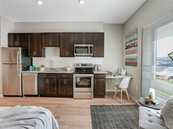 900 14th Ave NE APT 503