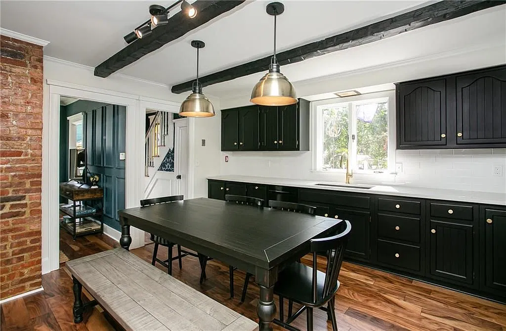 4 bed, 2.0 bath, 1080 sqft, $3,800 — Photo 4