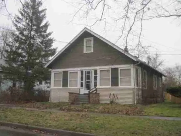 522 Edwin Ave, Kalamazoo, MI 49048