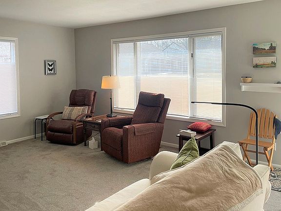 4th image of 2342 Radcliff Village Dr SE