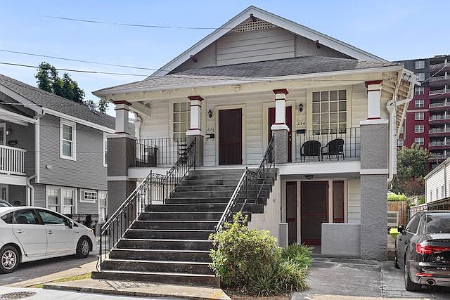 1st image of 252 Audubon St #102
