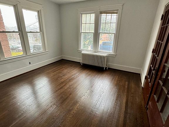 4th image of 2628 Langston Blvd