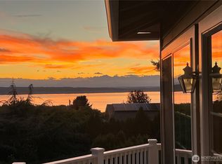 11432 238th St SW, Edmonds, WA 98020