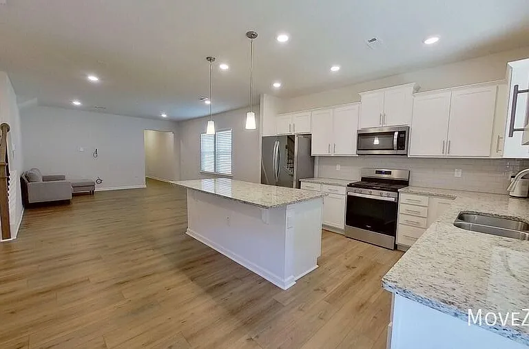 808 Falls Grove Trl — Photo 7