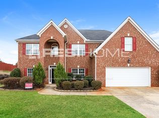 25 Charleston Ln, Covington, GA 30016