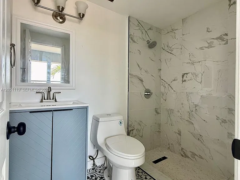 1027 Pennsylvania Ave #302 — Photo 18