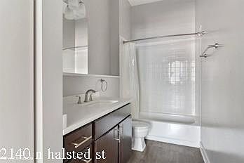 2nd image of 2140 N Halsted St #615