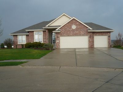 2710 Northwood Cir, Papillion, NE, 68133