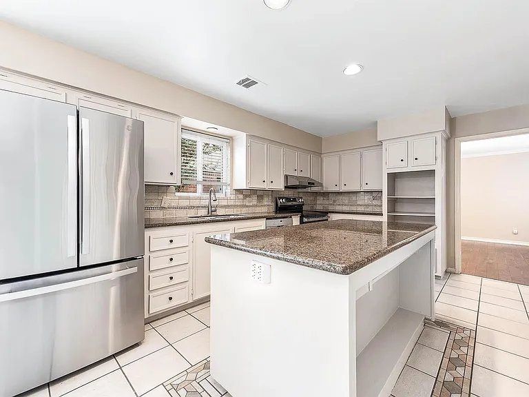 12302 Piping Rock Dr — Photo 18