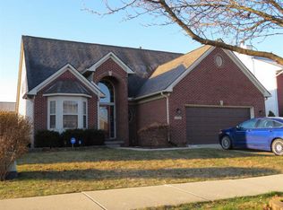 734 Falcon Dr, Dundee, MI 48131