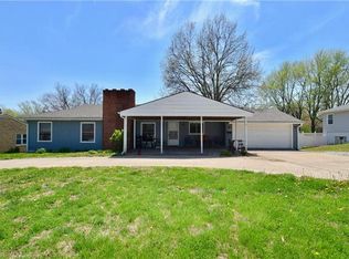 16309 E Pacific Ave, Independence, MO 64050