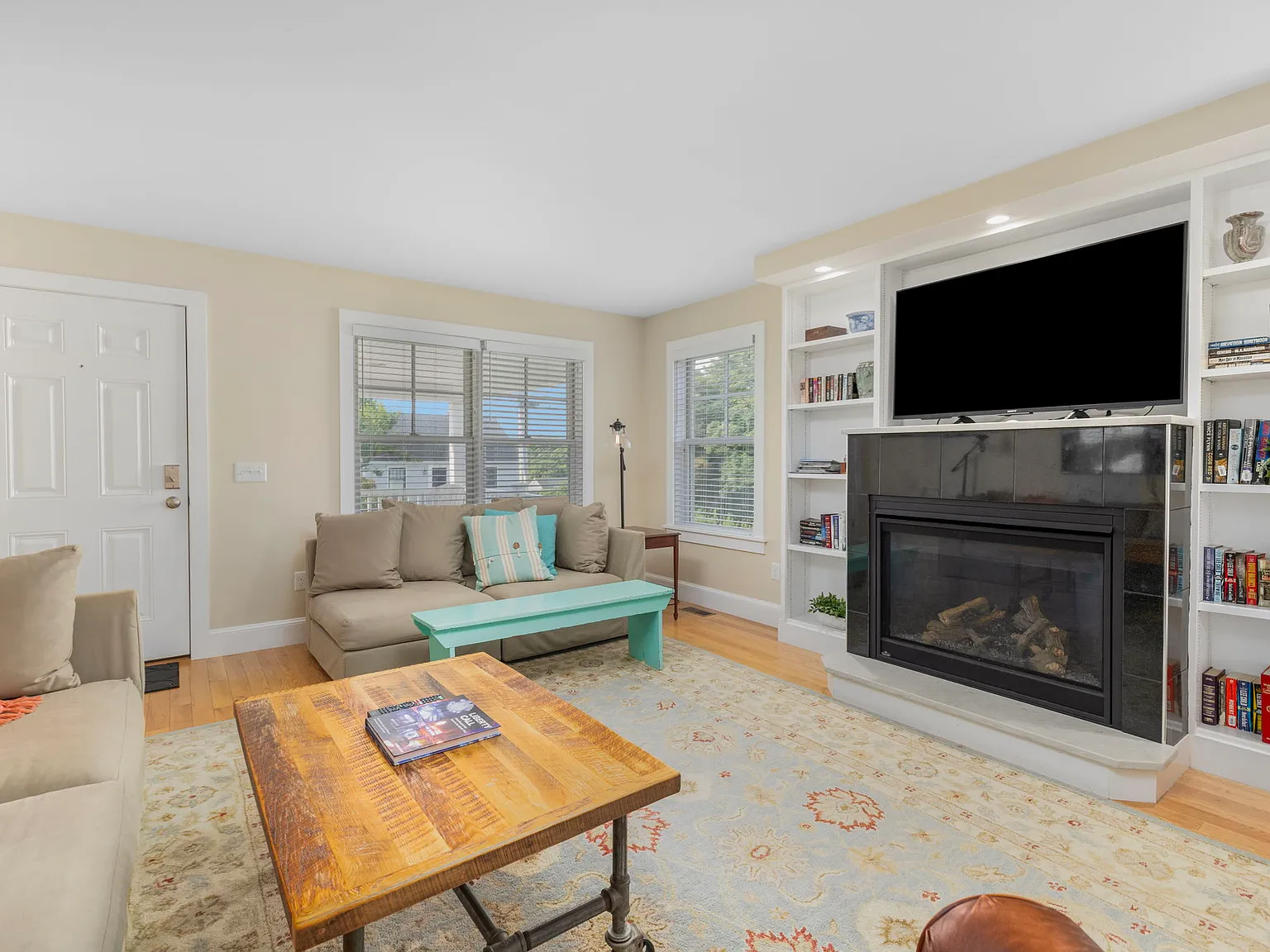 5 bed, 2651 sqft, $8,000 — Photo 4