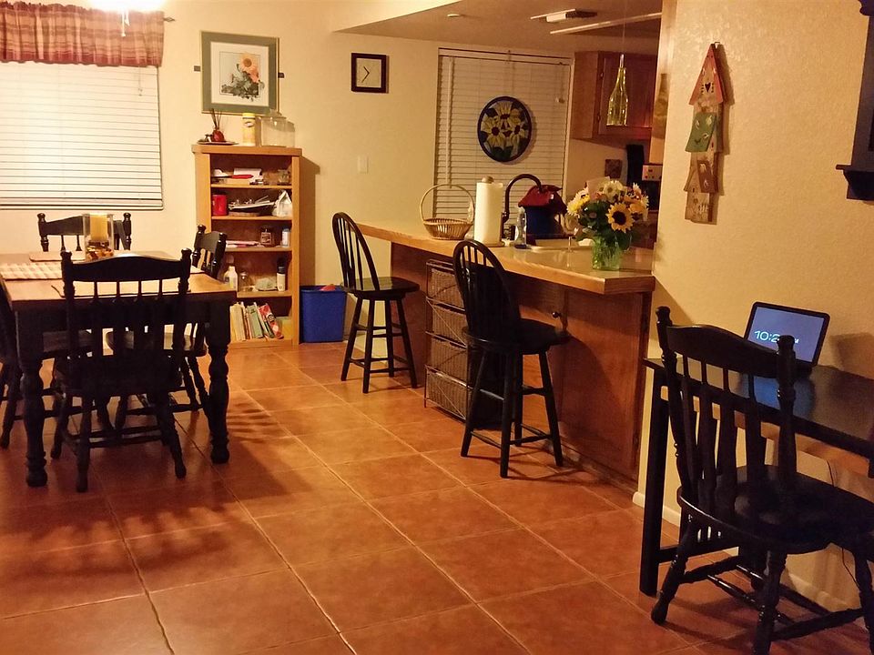 2nd image of 10447 W Orchid Ln