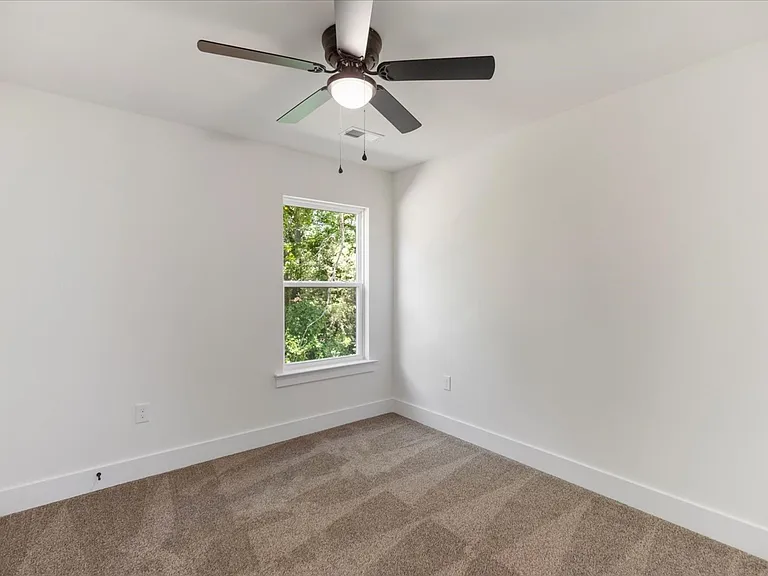 Arlington Townes Modern 3-Bedroom Townhomes in Greer, SC — Photo 10